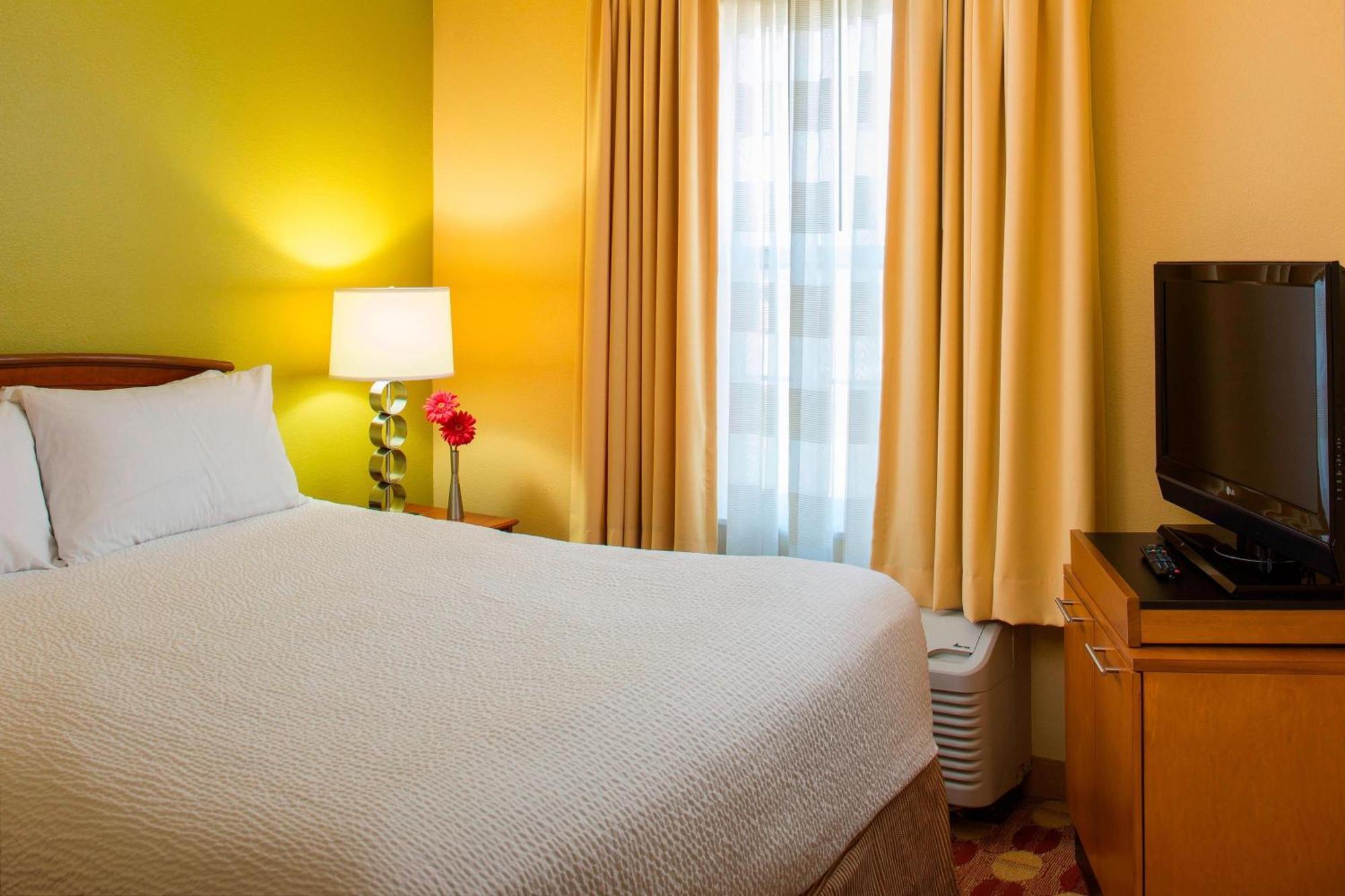 Harahan Towneplace Suites New Orleans Metairie מראה חיצוני תמונה